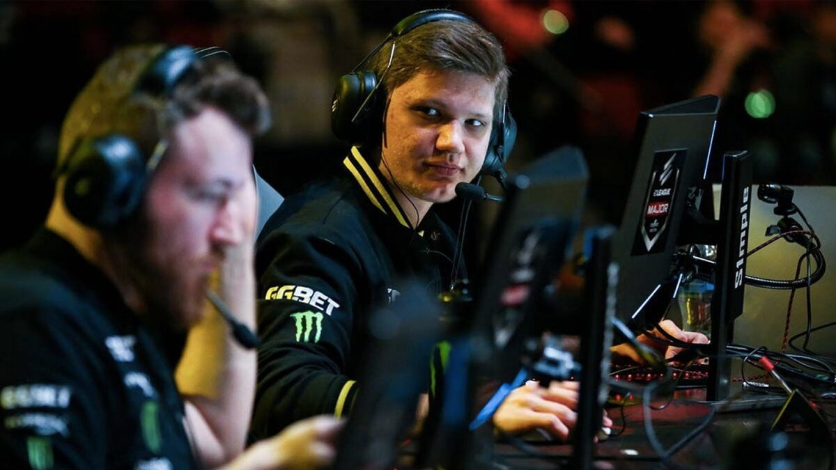 Featured image for “s1mple hints Astralis changes – dev1ce out?”
