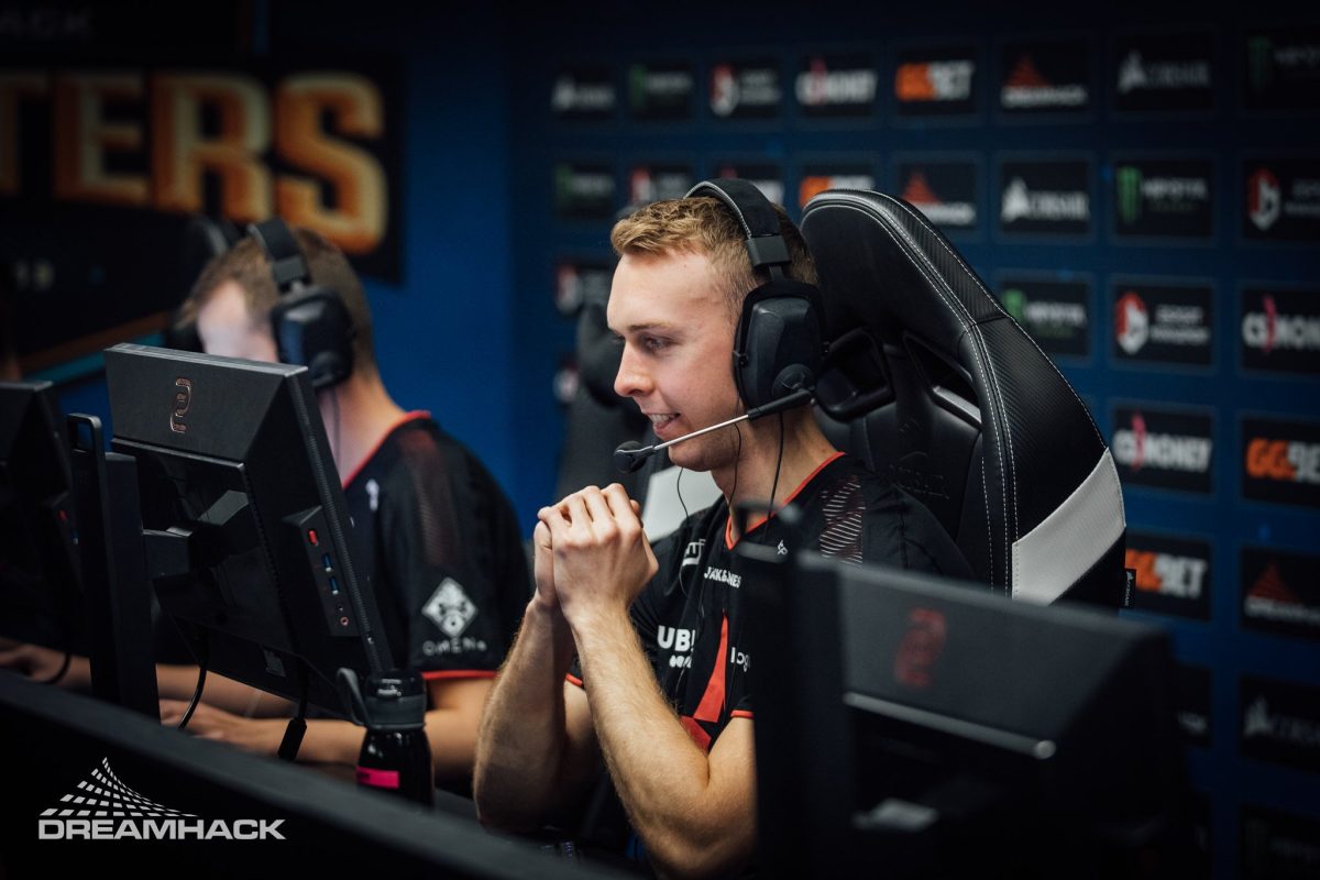 Featured image for “Astralis knock FaZe down to lower bracket at IEM Cologne”