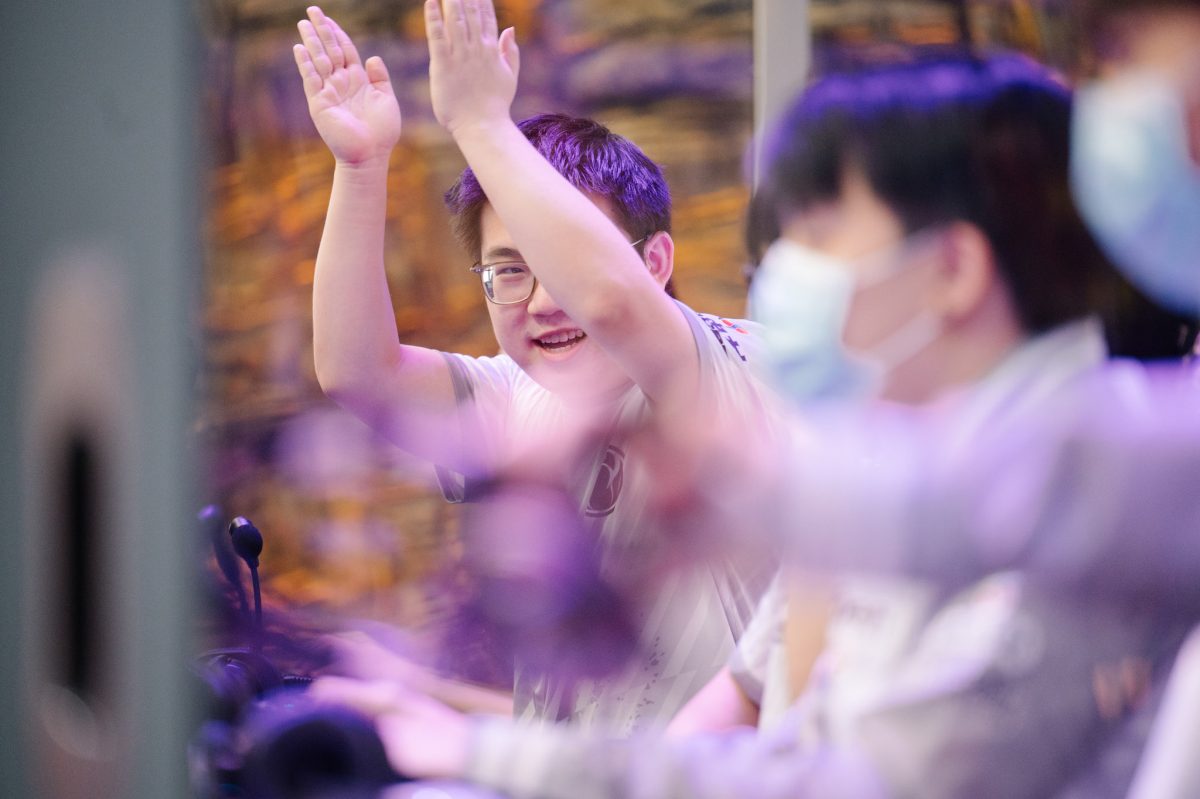 Featured image for “Invictus Gaming knock Vici Gaming out of TI10”