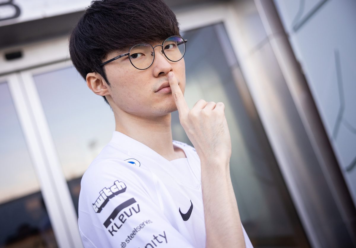 Featured image for “Faker compares solo queue to slot machine, wouldn’t play it if he was not a pro player”