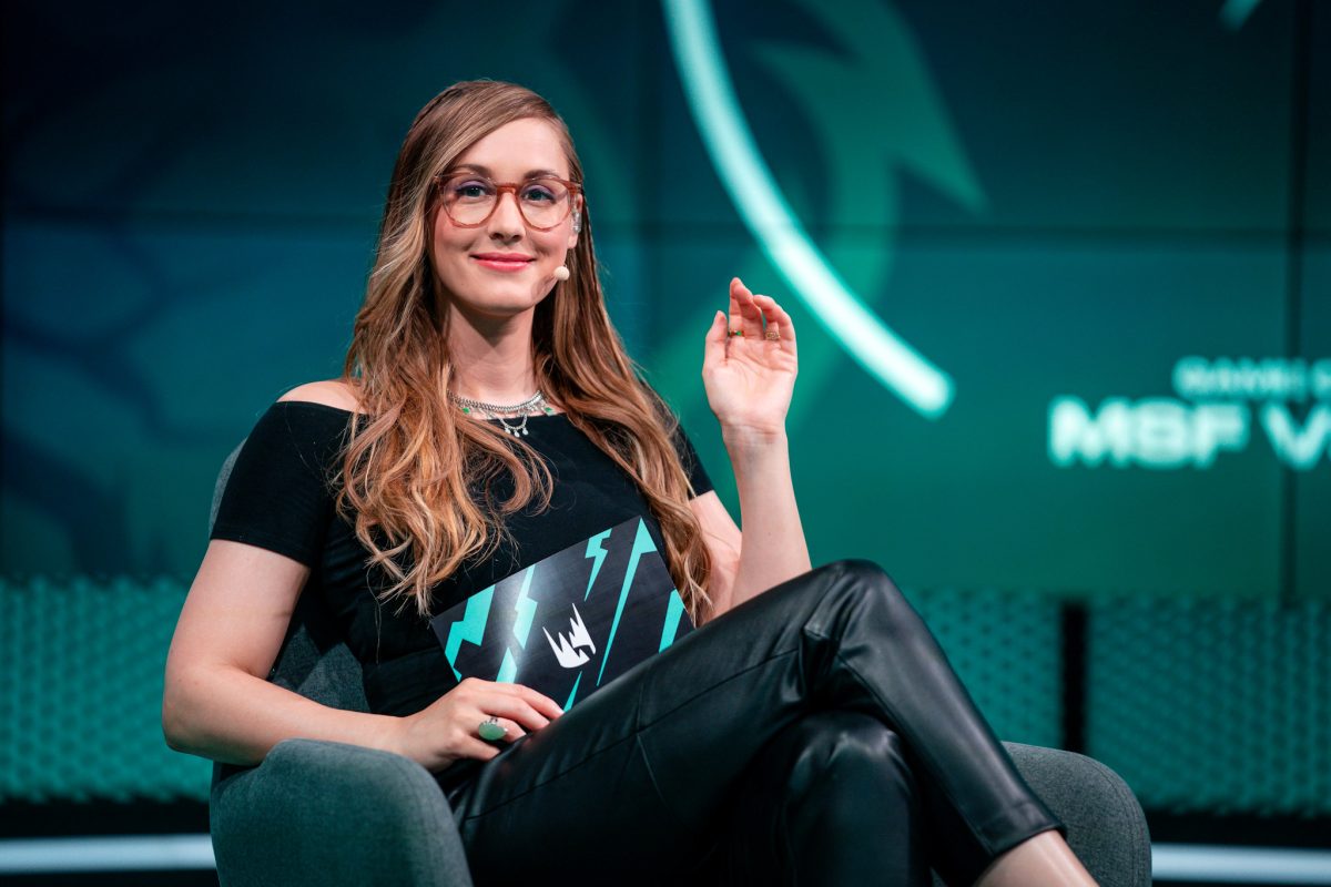 Featured image for “At long last! Queen Sjokz is back in the LEC”