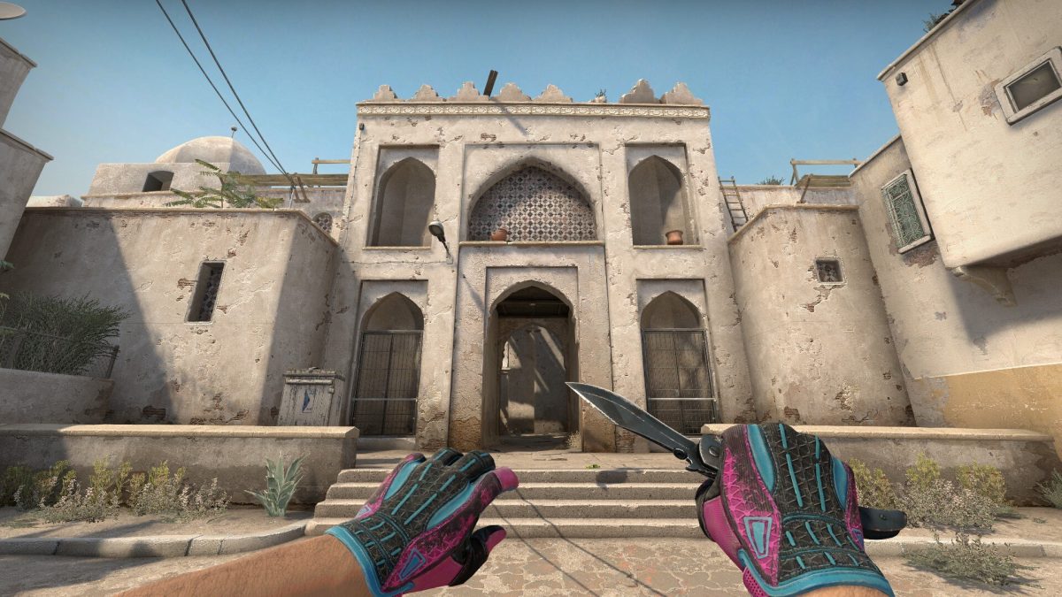 Featured image for “The cheapest knife in CSGO”
