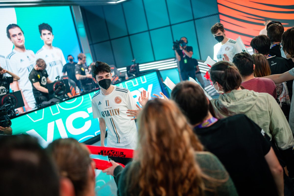 Labrov shined as Team Vitality caused an uproar on reddit during the LEC's Week 6 festivities