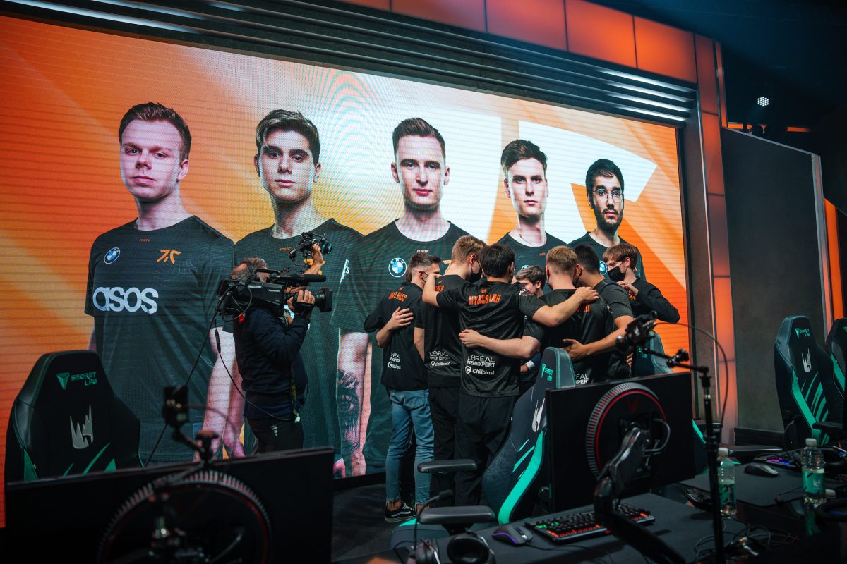Featured image for “Fnatic reverse sweeps Excel and keeps Worlds hopes alive”