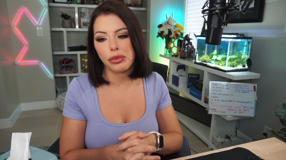 Adriana Chechik has made the news after she sustained a gruesome back injury at TwitchCon, and as she underwent surgery for five hours.