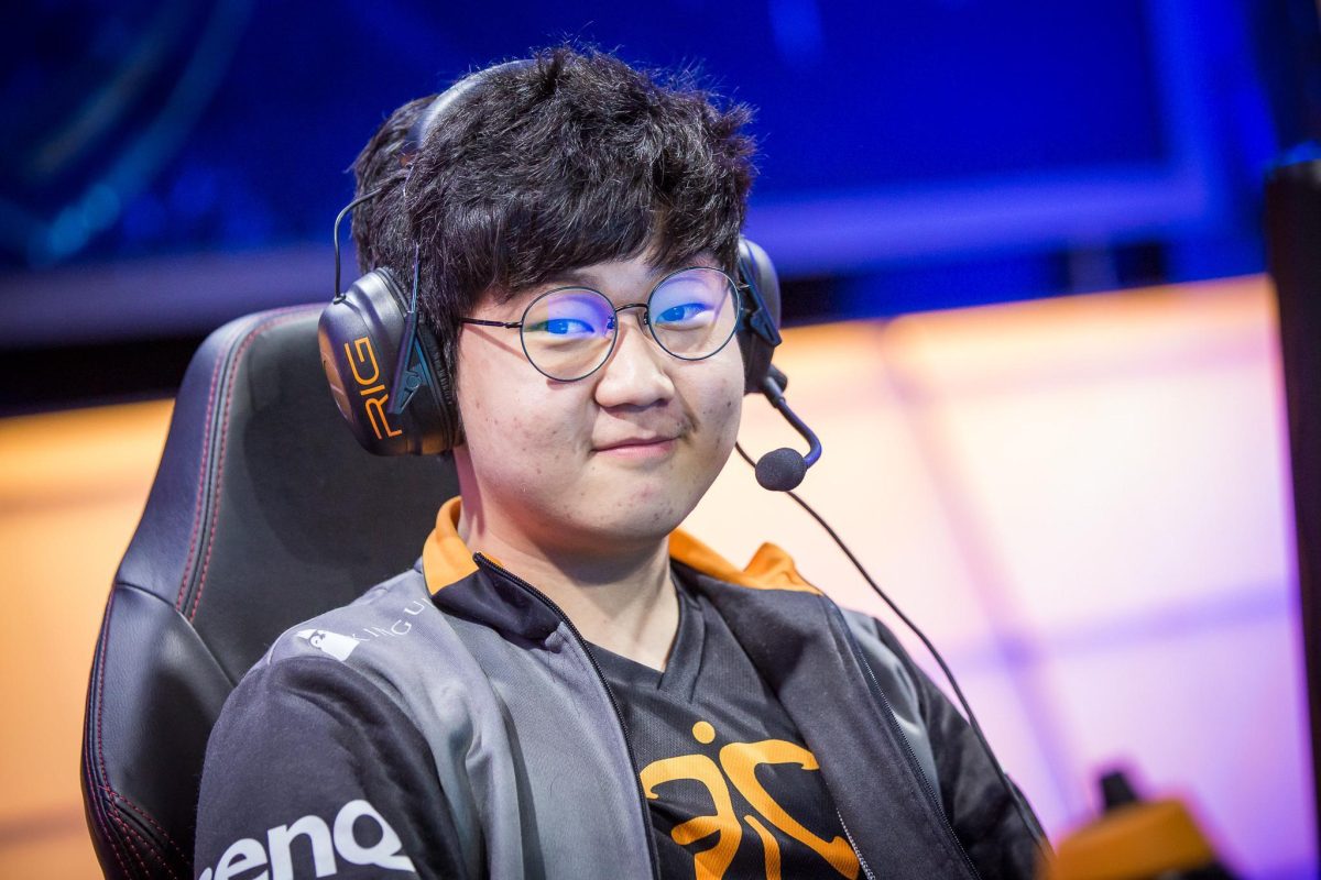Featured image for “Legendary top laner retires: a look back at Huni’s incredible career”