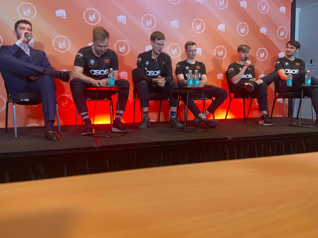 Fnatic's head coach, YamatoCannon (left-most in this picture), praised Rogue's preparation after his team's defeat in the 2022 LEC summer finals in Malmö.