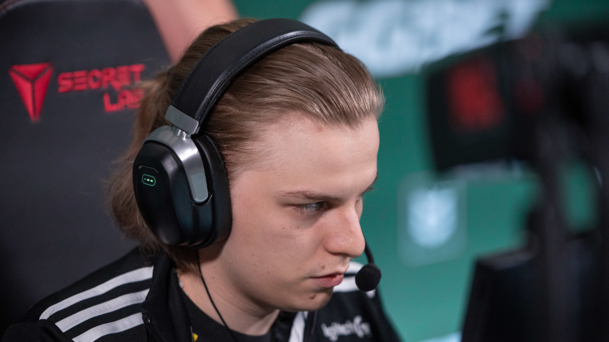 Featured image for “HUGE changes for NIP – Plopski benched, Aleksib in to replace him”
