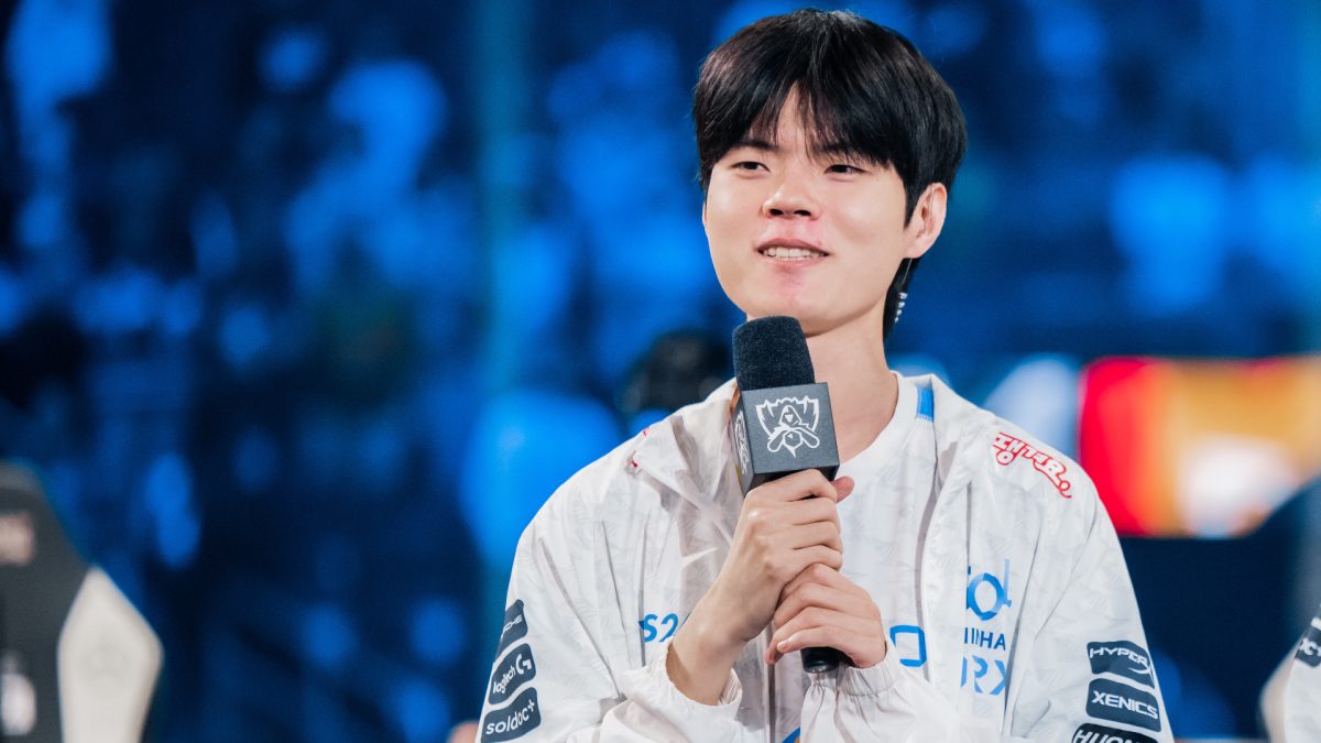 DRX player Deft speaking on stage after his semifinal win at Worlds 2022