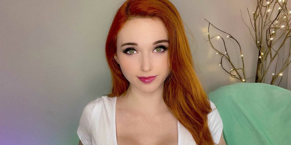 Streamer Kaitlyn "Amouranth" Siragusa recently revealed shocking news: she was in suffering from an abusive situation with her husband.