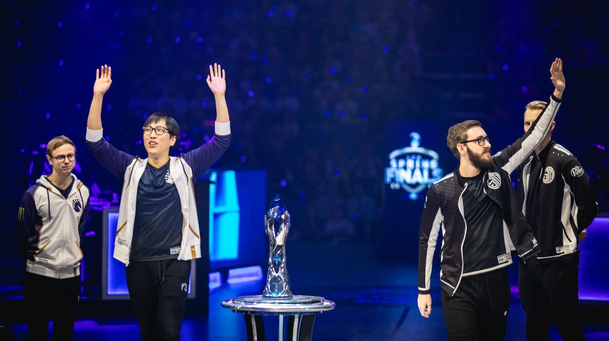 Featured image for “Doublelift reportedly making LCS comeback on 100 Thieves and play alongside Bjergsen”
