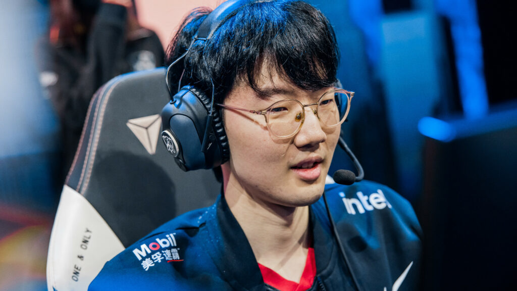 EDG player Viper smiles during a match at Worlds 2022