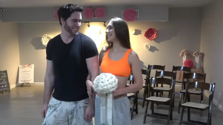 PopularMMOs married