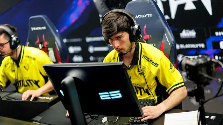 flameZ - number 7 on our list of top counter-strike 2 players