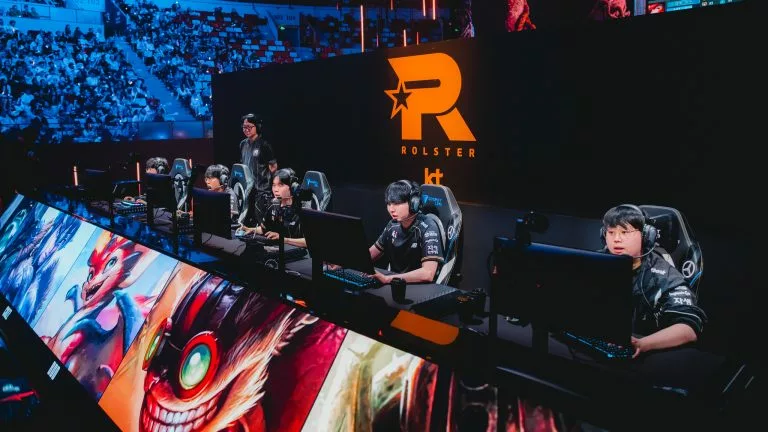 T1 beats KT Rolster to win LoL Worlds